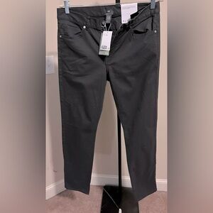 H&M. SLIM FIT COTTON TWILL PANTS. Size 30/30. Dark Gray/Charcoal